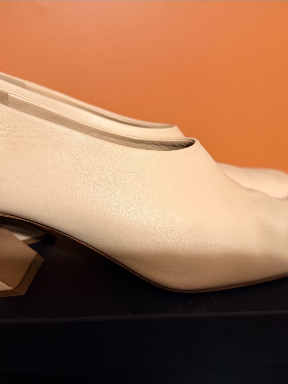 Jil Sander leather pumps 39.5 EU
beige, sculptural heel - Picture 4 of 10